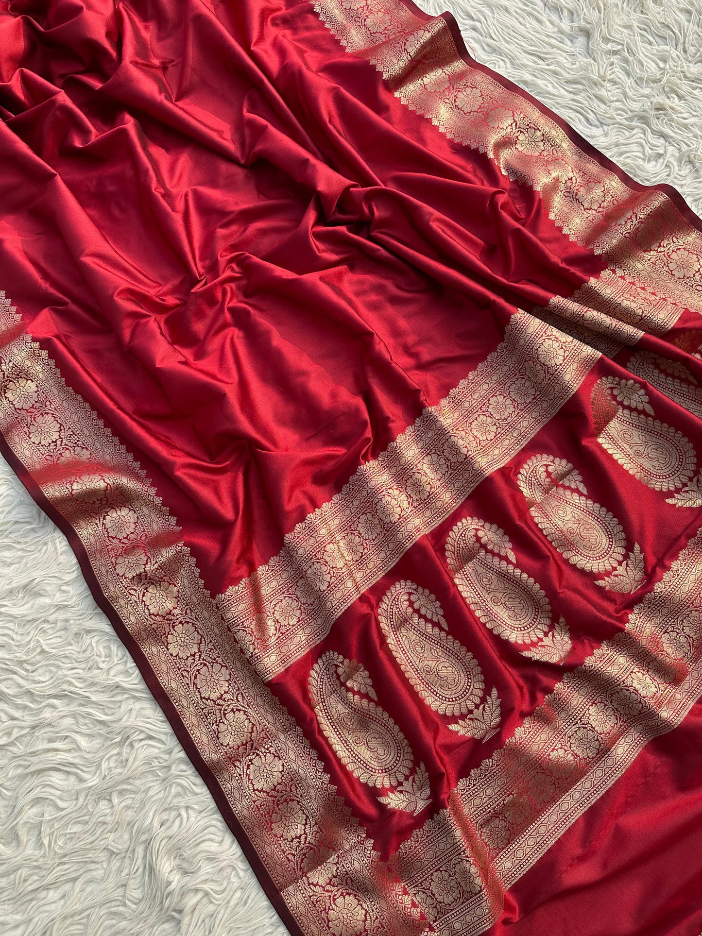 Handwoven Banarasi Semi Katan Soft Saree (9SH99)