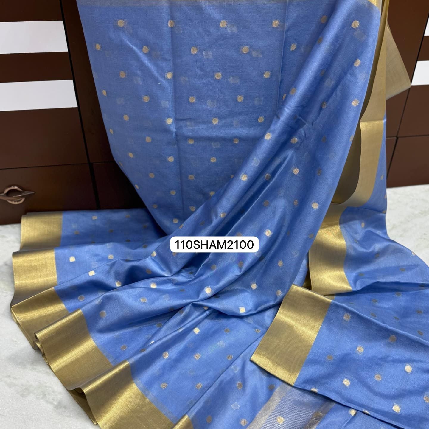 Blue- Handwoven Banarasi Dyeble Warm Silk Saree