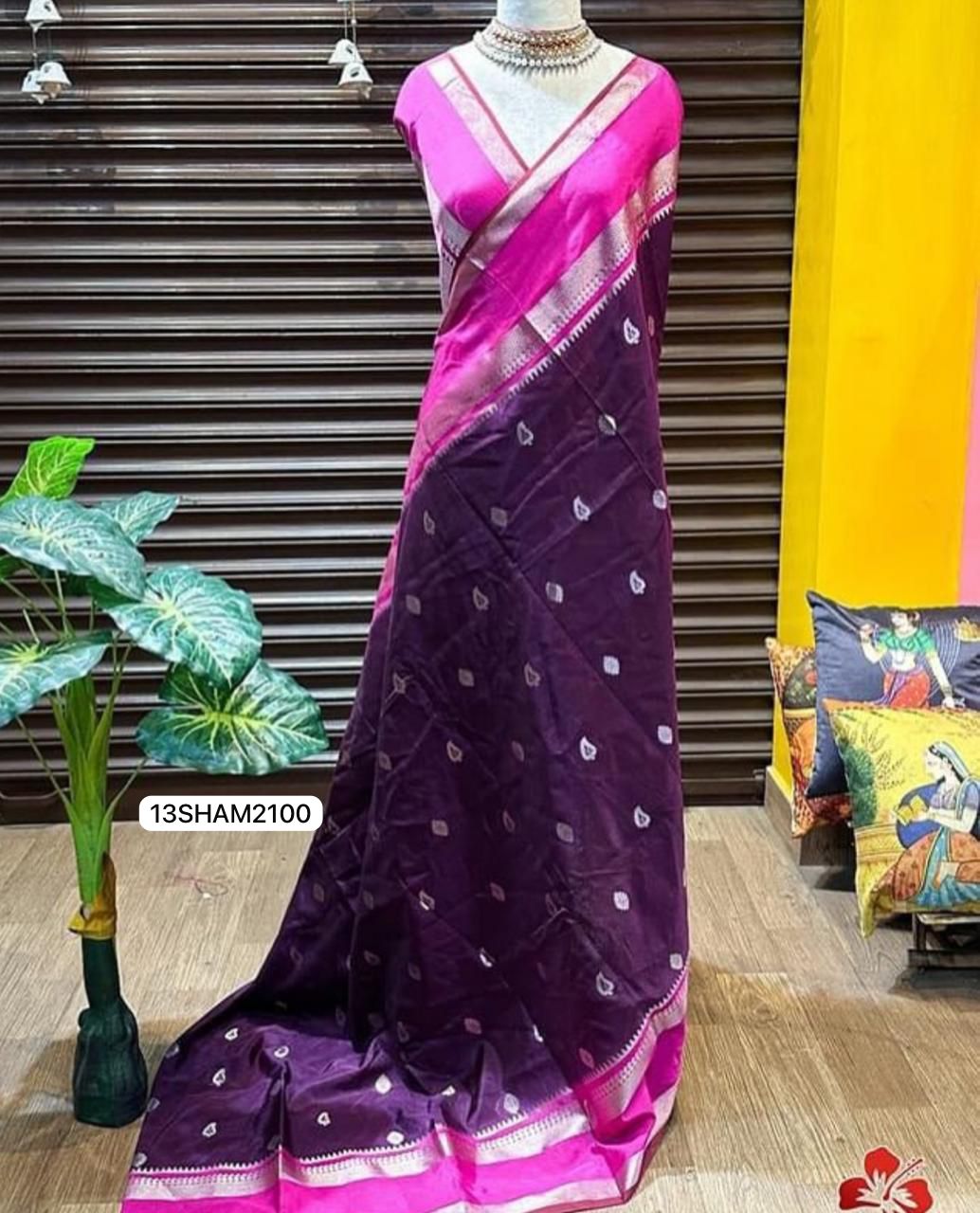 Wine Purple Saree with Pink Border- Handwoven Banarasi Warm Silk Saree