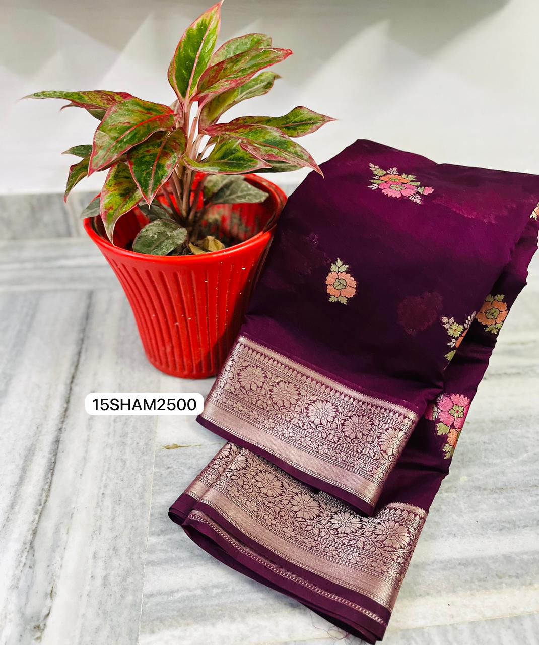 Magenta- Handwoven Banarasi Dayble Semi Georgette Saree