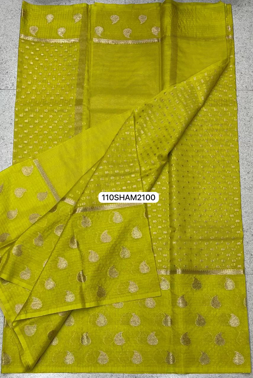Mustard Yellow- Handwoven Banarasi Dyeble Warm Silk Saree
