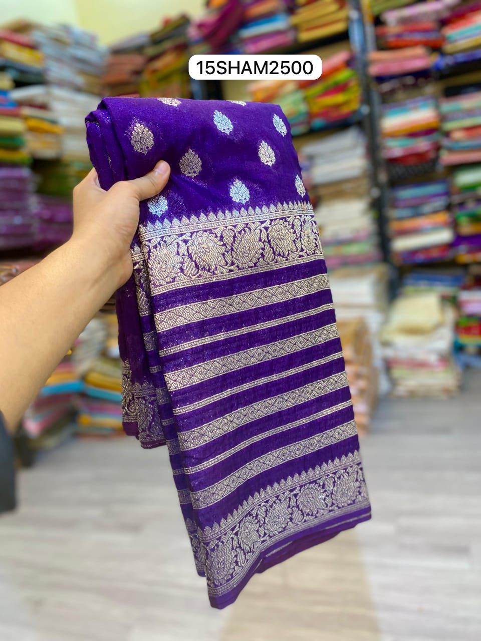 Purple- Handwoven Banarasi Dyeble Katan Georgette Saree