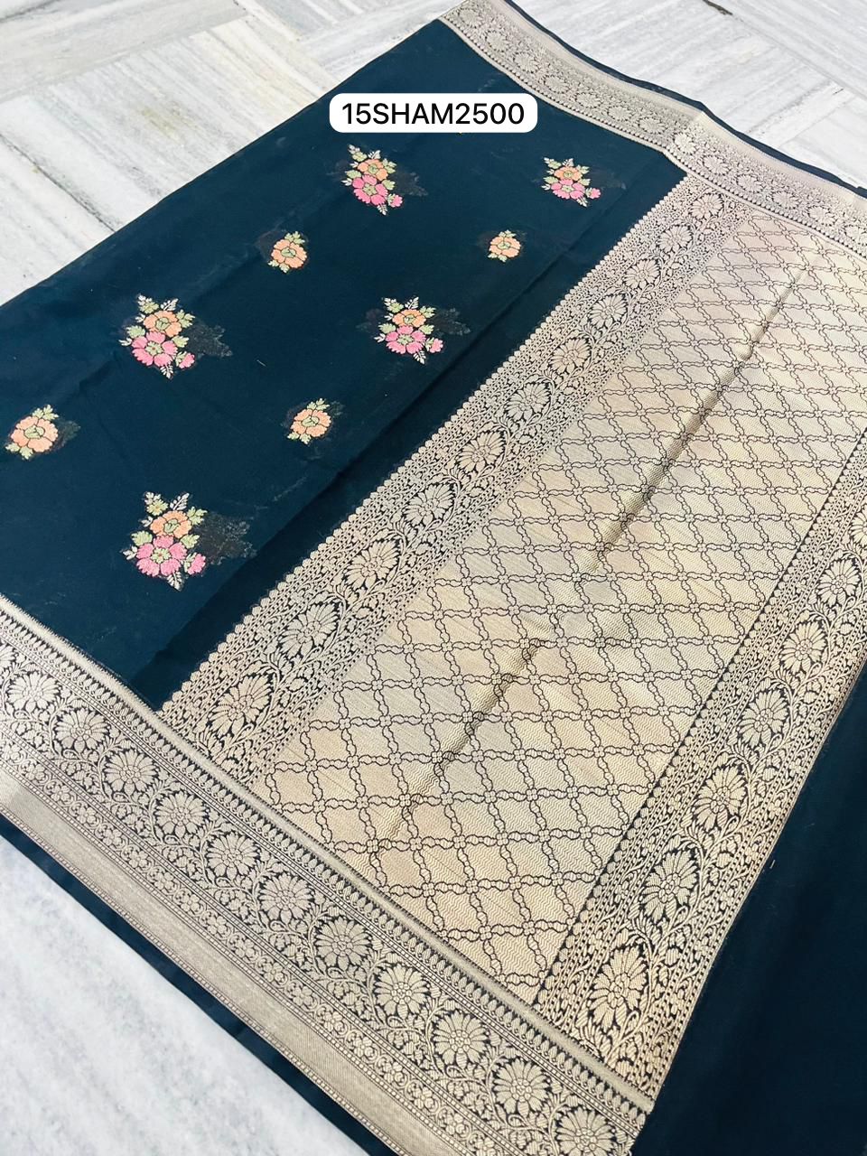 Green- Handwoven Banarasi Dayble Semi Georgette Saree